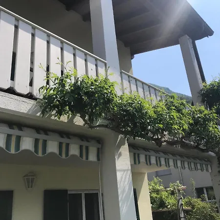 別荘 Casa Al Castagno