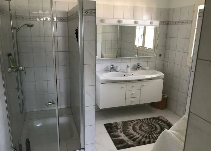 Casa Al Castagno * Gambarogno